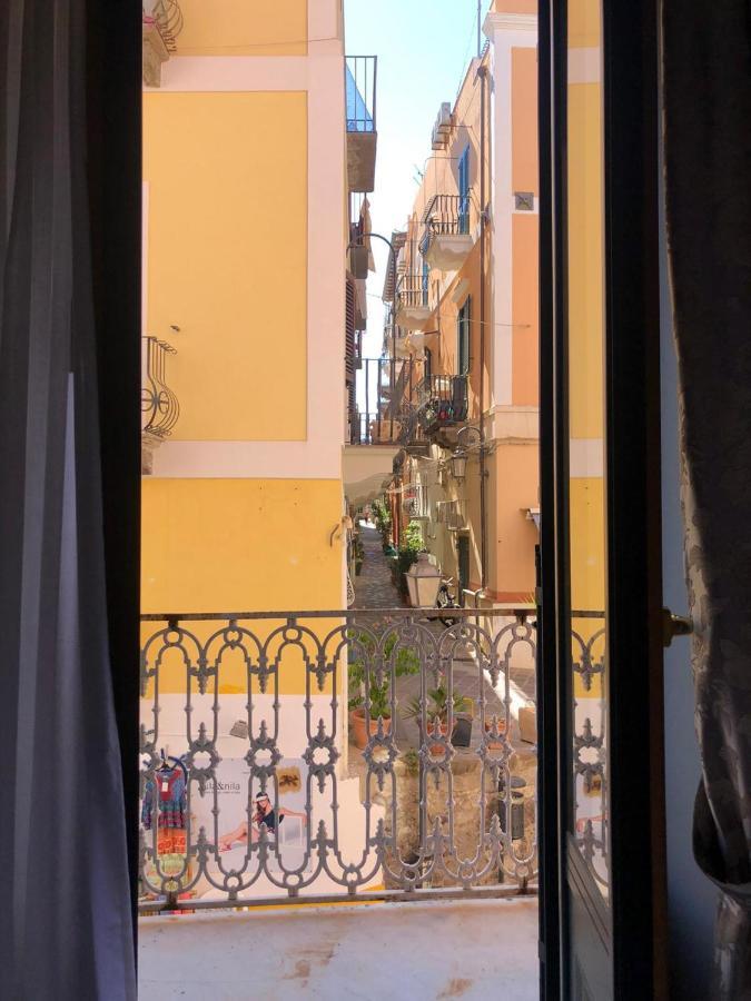 Lipari Suite B&B エクステリア 写真