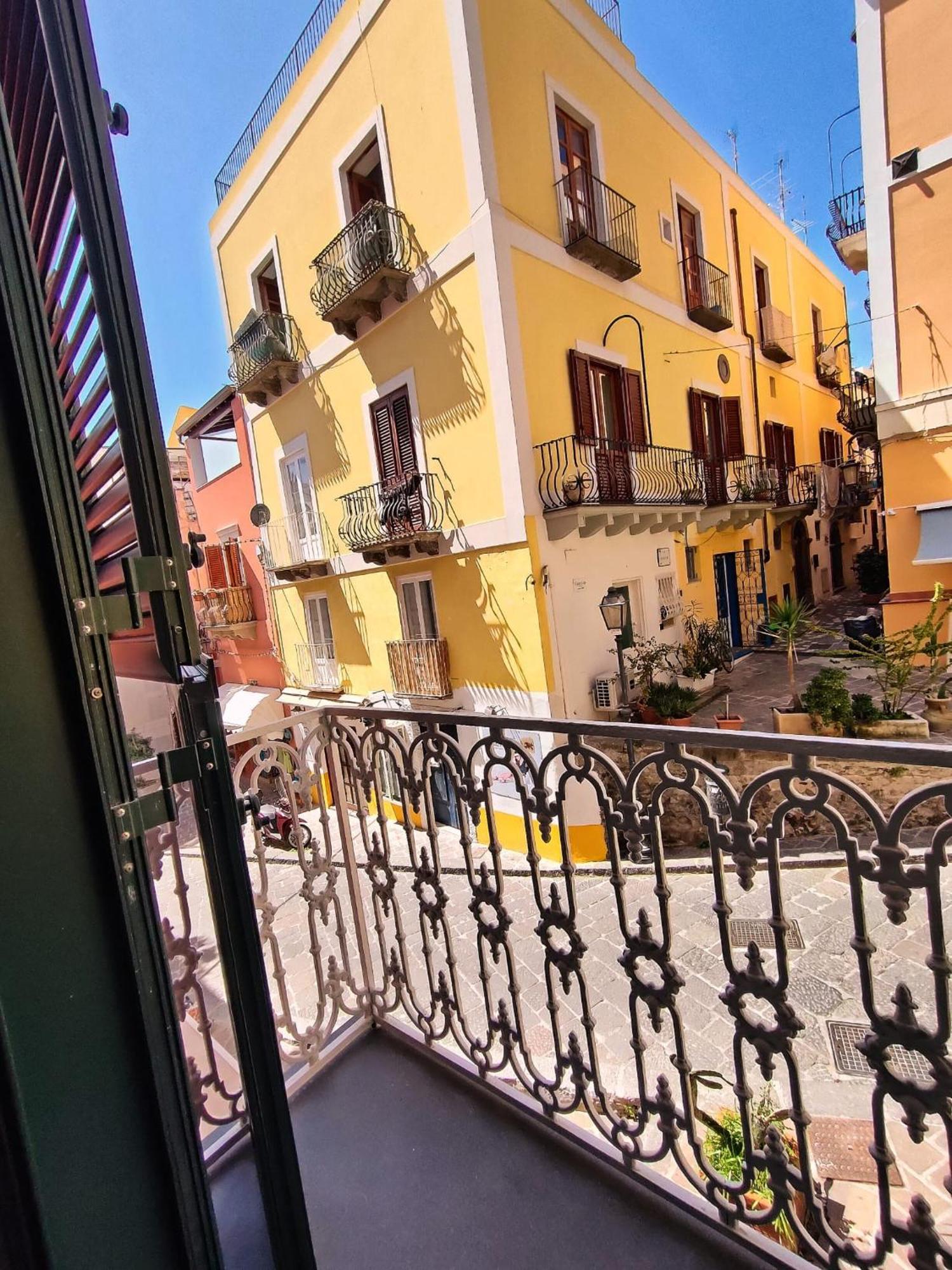 Lipari Suite B&B エクステリア 写真